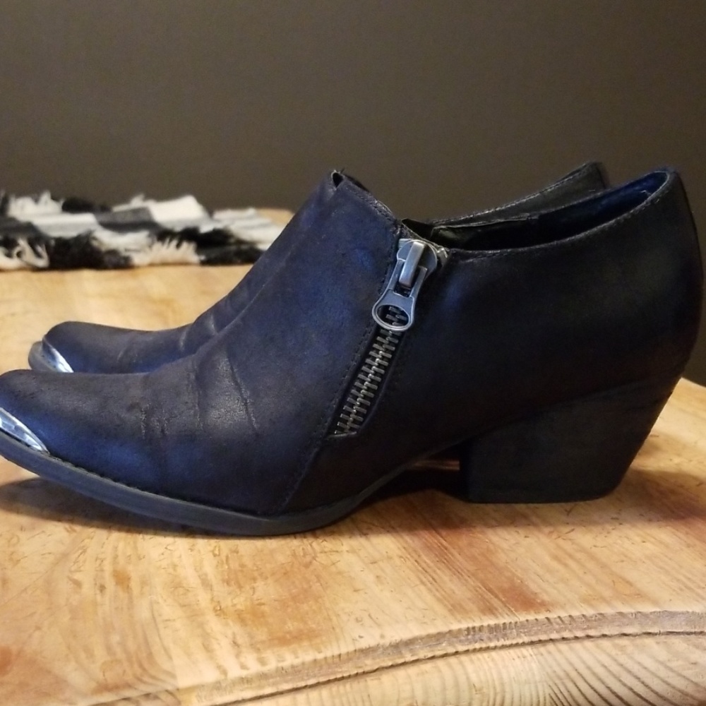 Very Volatile Booties - Picture 2 of 7